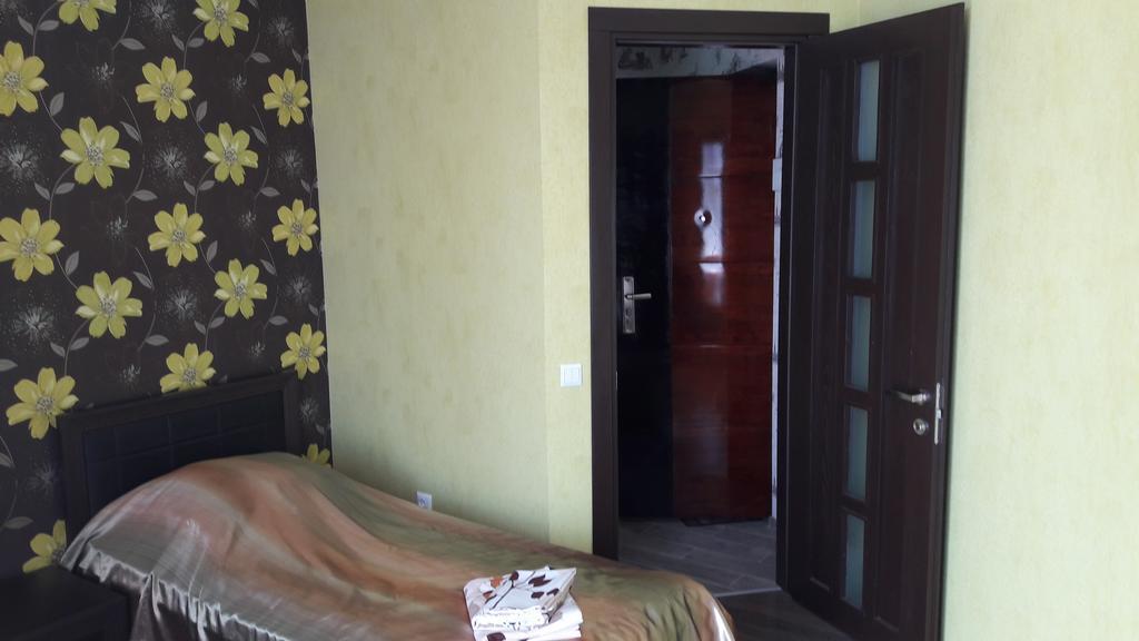 Mindia'S Two Bedroom Apartment Batumi Esterno foto